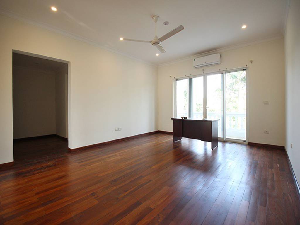 Spacious pool villa with a large garden for rent in C5 Ciputra 18