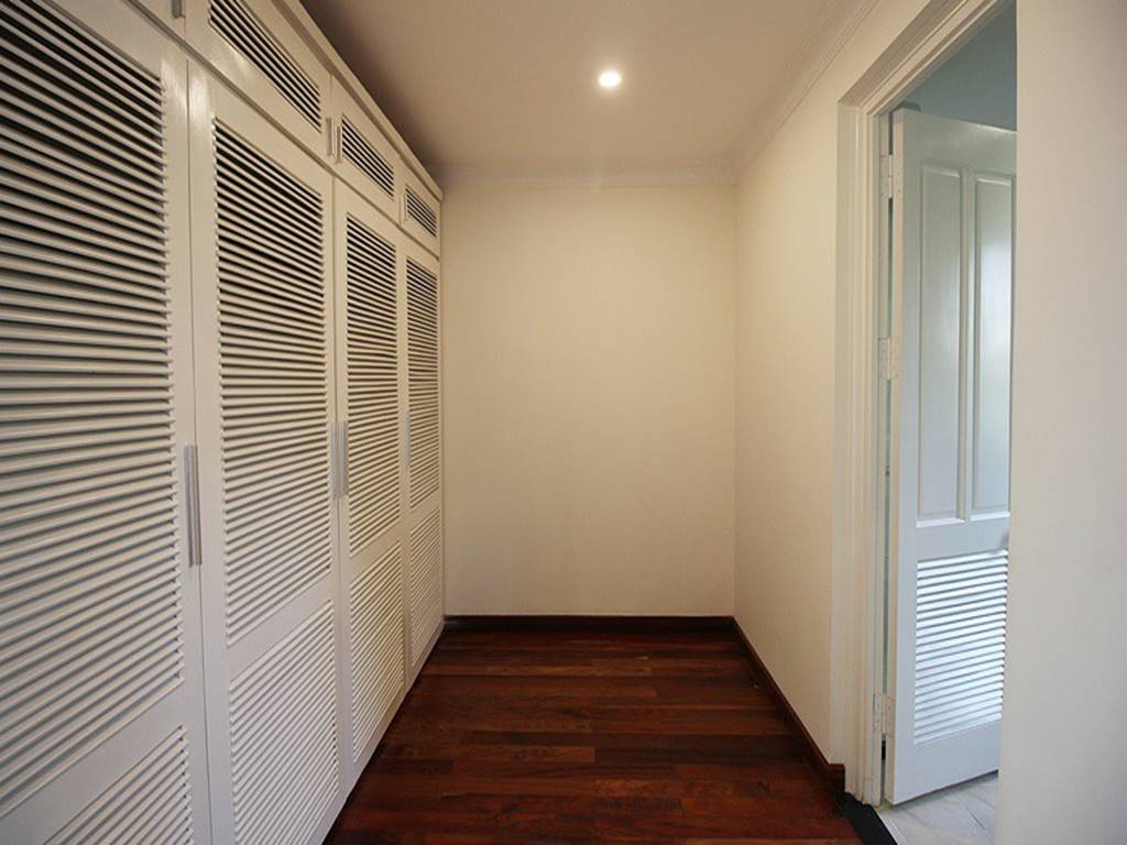 Spacious pool villa with a large garden for rent in C5 Ciputra 19