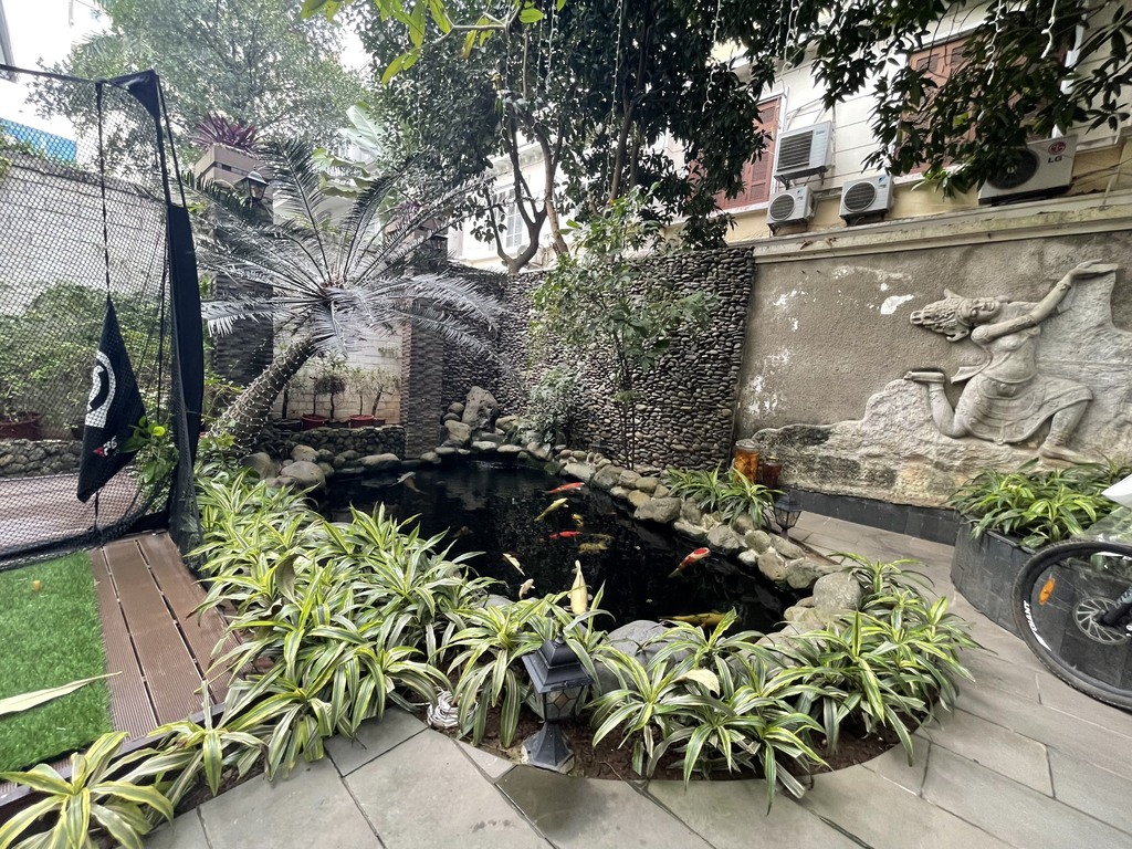 Vast villa to rent in D2 Ciputra - 324 sqm - 5500 USD 6