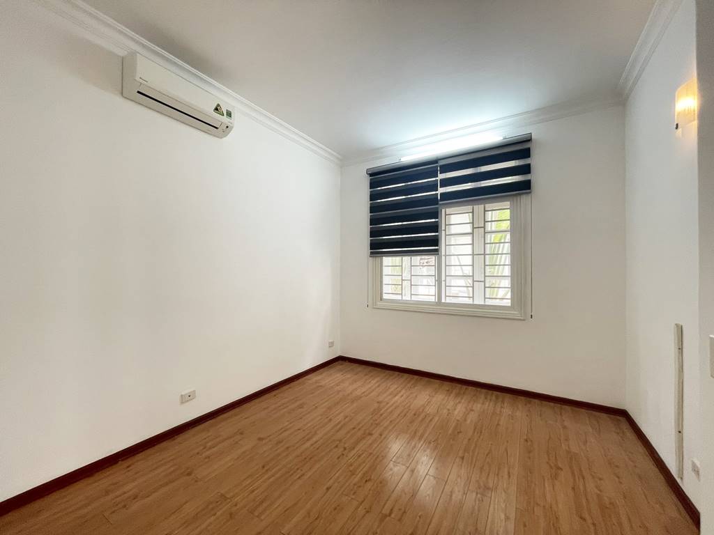 Well - located house for rent in D4 Ciputra - Opposite UNIS Hanoi 20