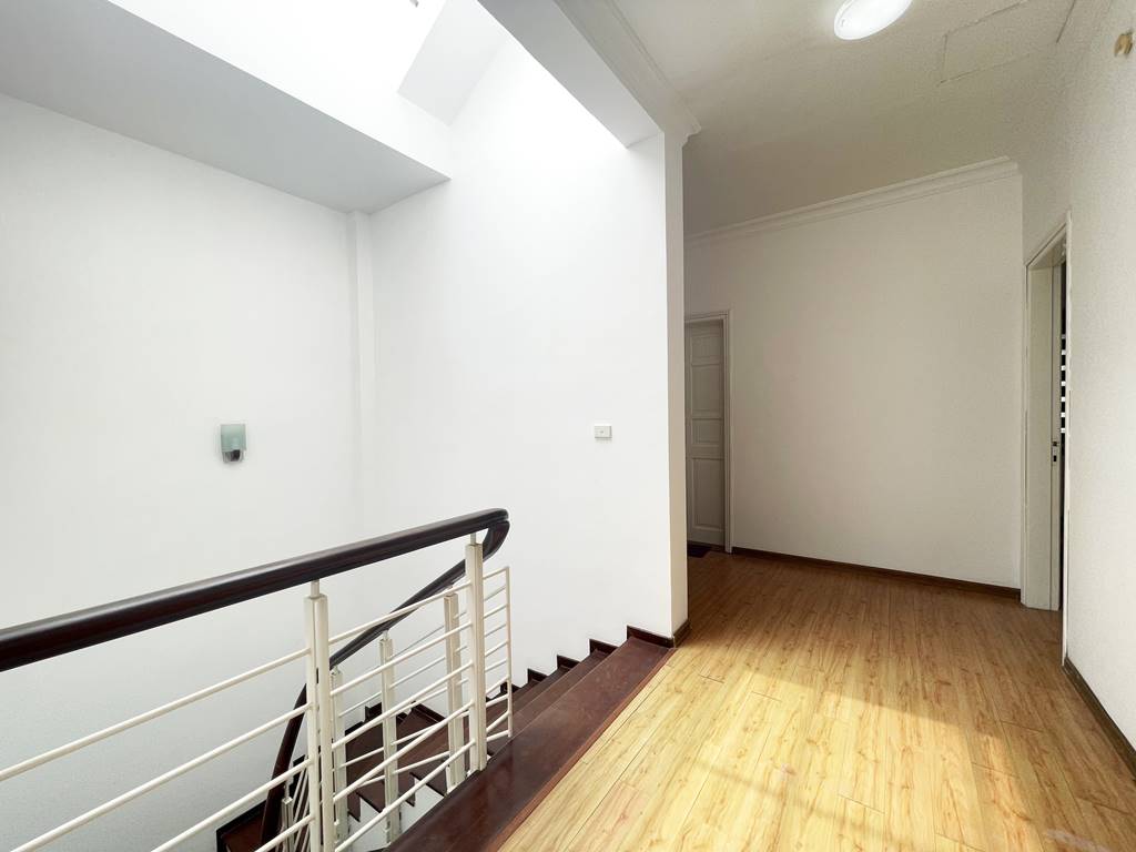 Well - located house for rent in D4 Ciputra - Opposite UNIS Hanoi 28
