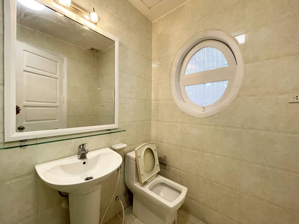 Well-renovated 4-bedroom villa for rent in Ciputra Hanoi 23
