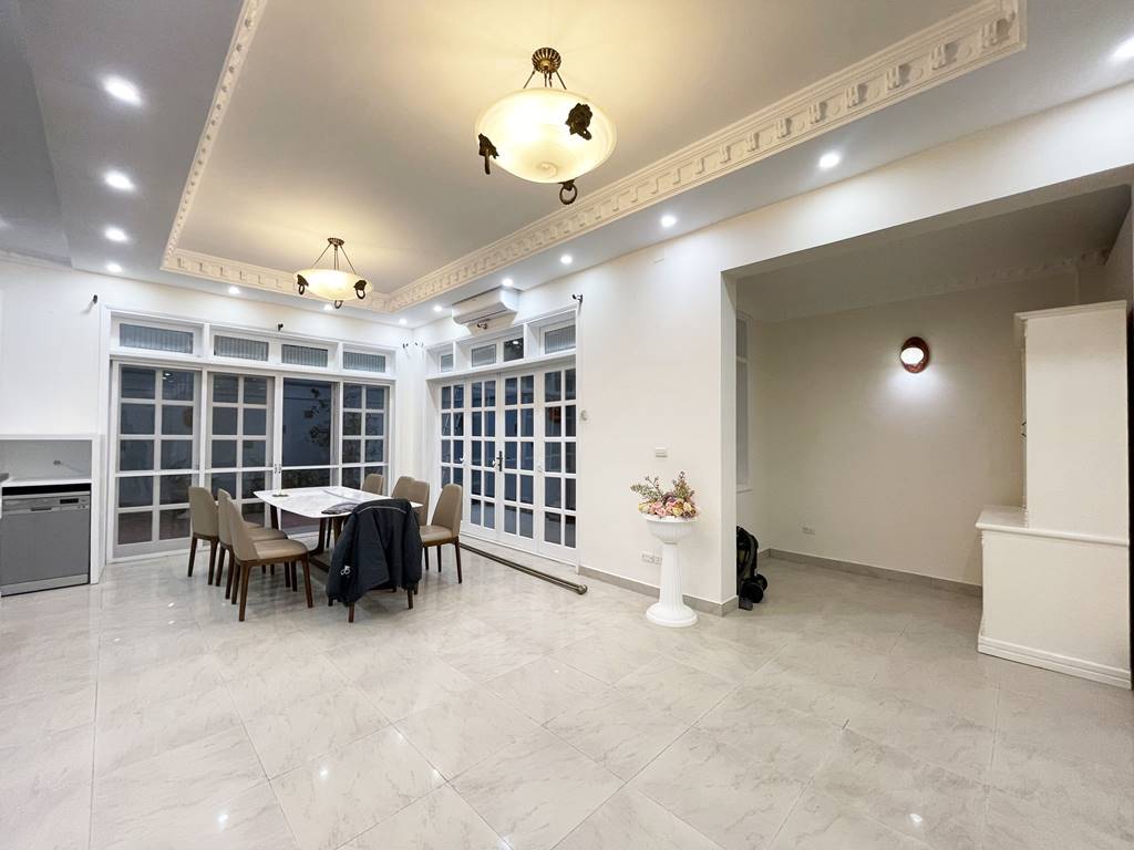 Well-renovated 4-bedroom villa for rent in Ciputra Hanoi 7