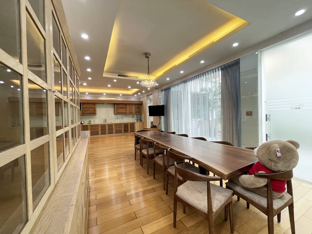 Wonderful garden house for rent in C block, Ciputra Hanoi 17
