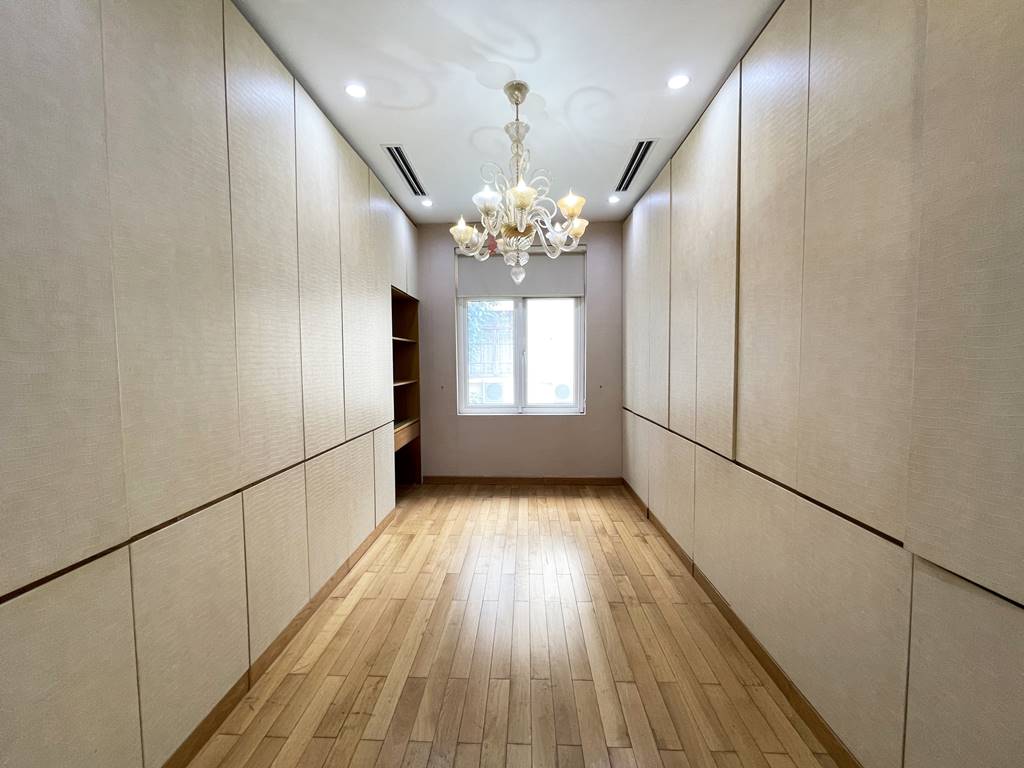 Wonderful garden house for rent in C block, Ciputra Hanoi 8